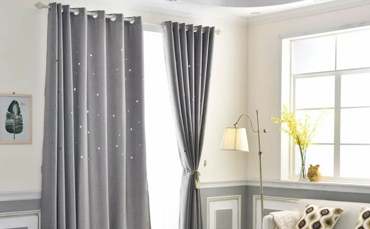 Eyelet Curtains shop in Dubai