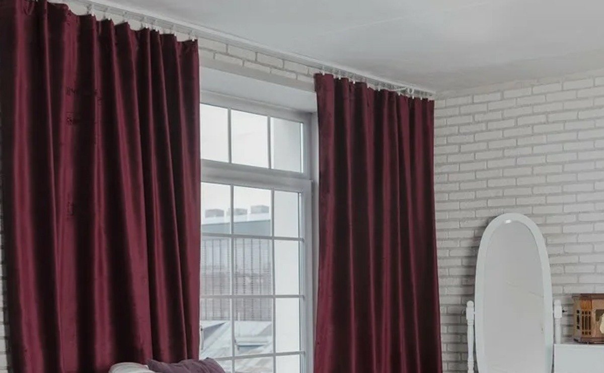 Linen Curtains in Dubai