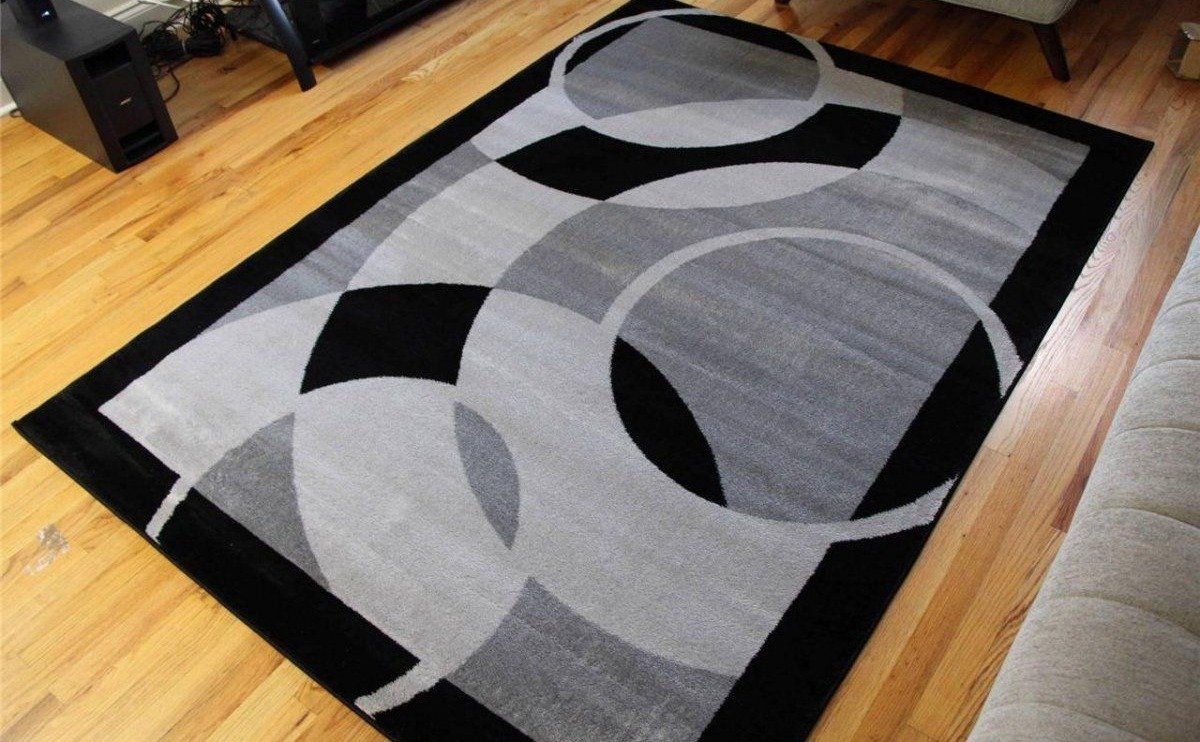 Best Black and white rug in Dubai